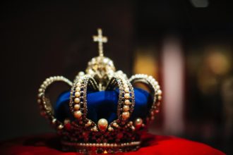 Reign as Kings Crown